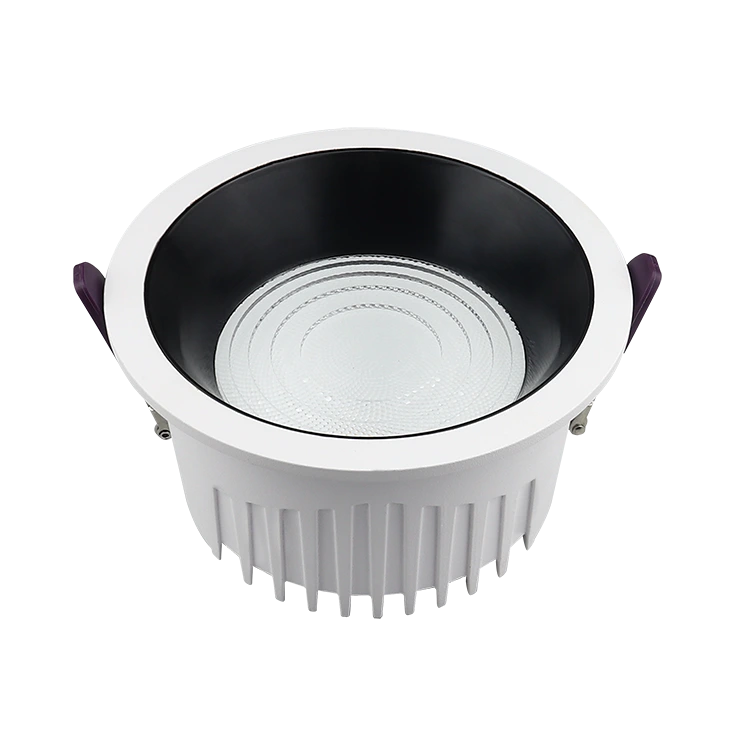 Hluboká protilehká downlights s komponenty značky